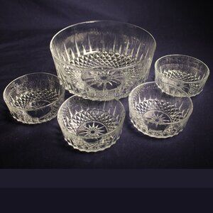 Diamant Fruit & Dessert Bowl Set (1 Serving Bowl with 4 Individual Bowls) by Arc